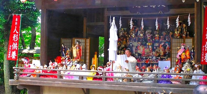 所澤神明社の人形供養祭